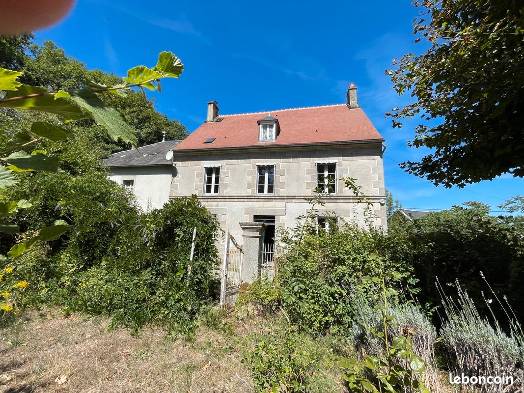 Maison 5 pièces 160 m² · à Fransèches · 160 m² · 795 €