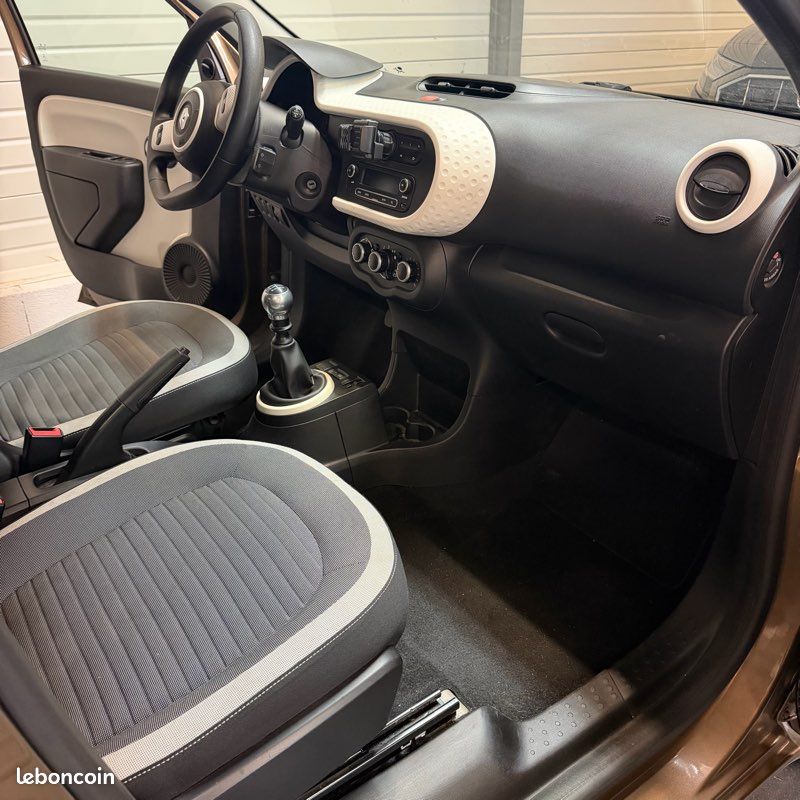 RENAULT TWINGO 0.9 TCe ZEN (image 7)