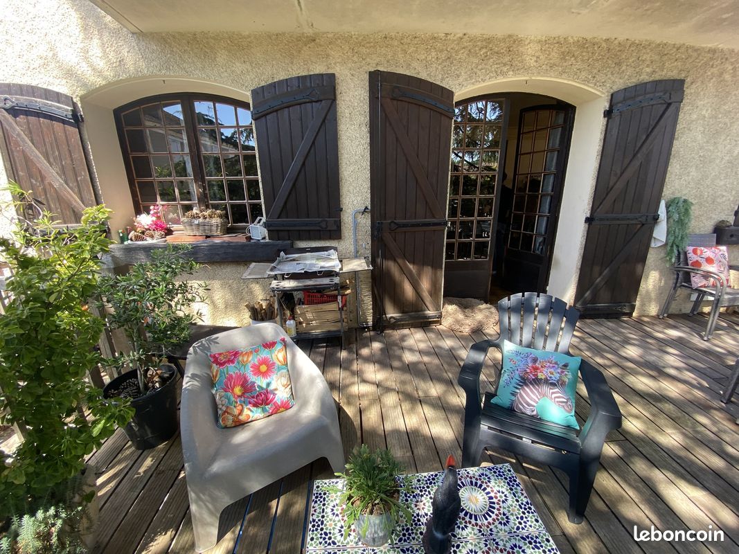 Maison 8 pièces 304 m² · à Barran · 304 m² · 170 000 €
