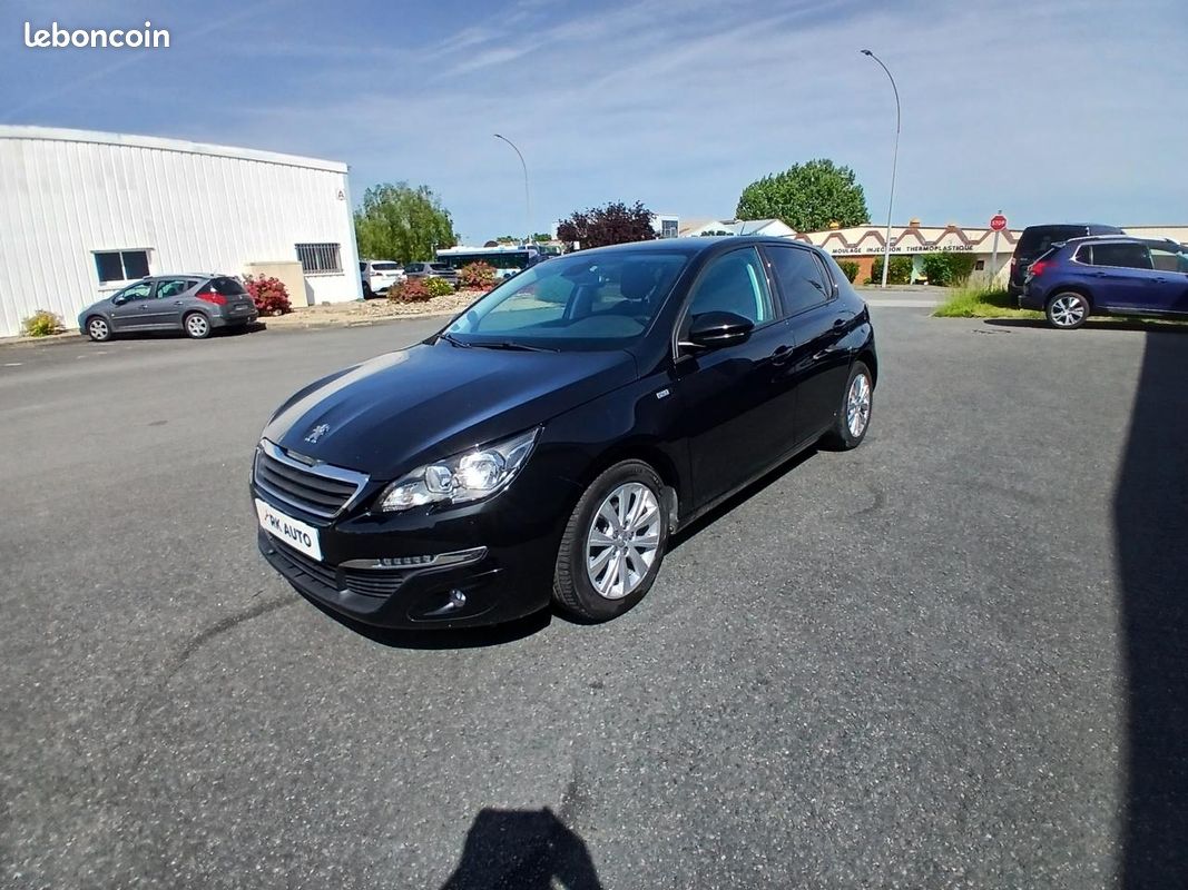 PEUGEOT 308 1.2i PureTech 12V S&S - 110 II 2013 BERLINE Style PHASE 1 (image 1)