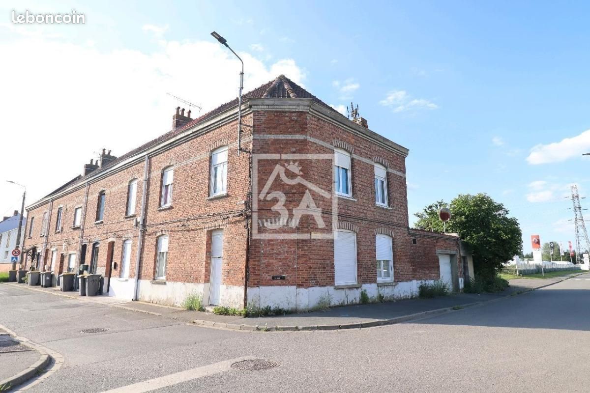 Maison 7 pièces 122 m² · à Houplines · 122 m² · 138 000 €
