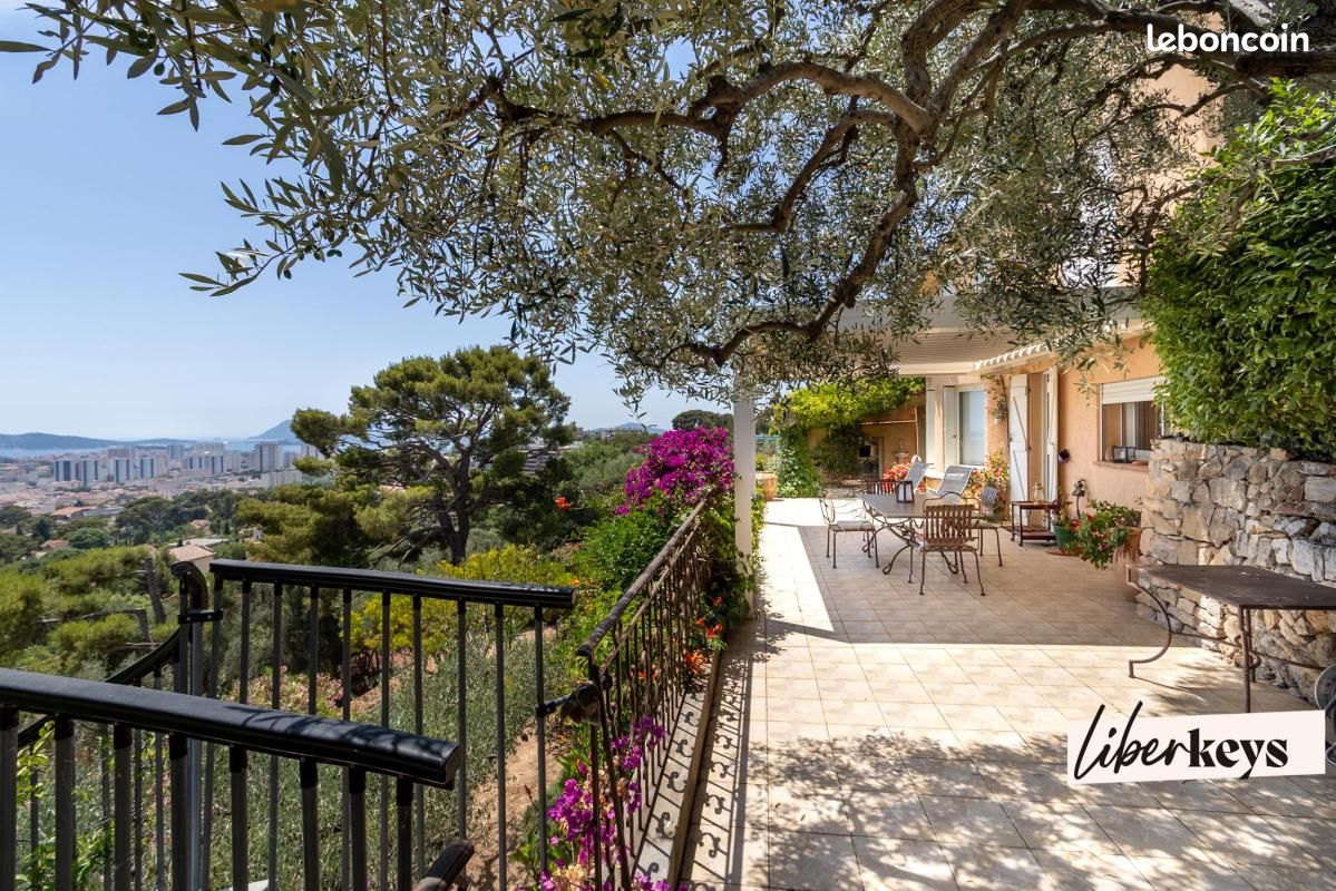 Maison 7 pièces 200 m² · à Toulon · 200 m² · 1 035 000 €