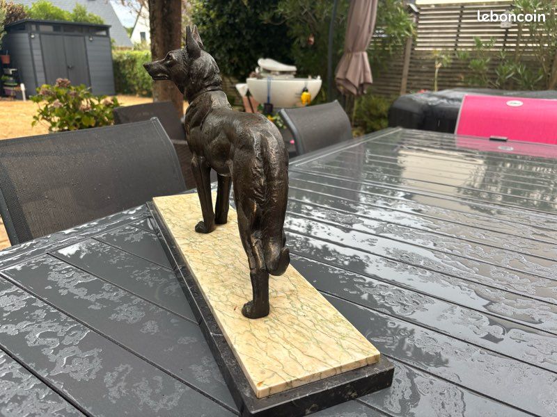 Statue chien (image 3)