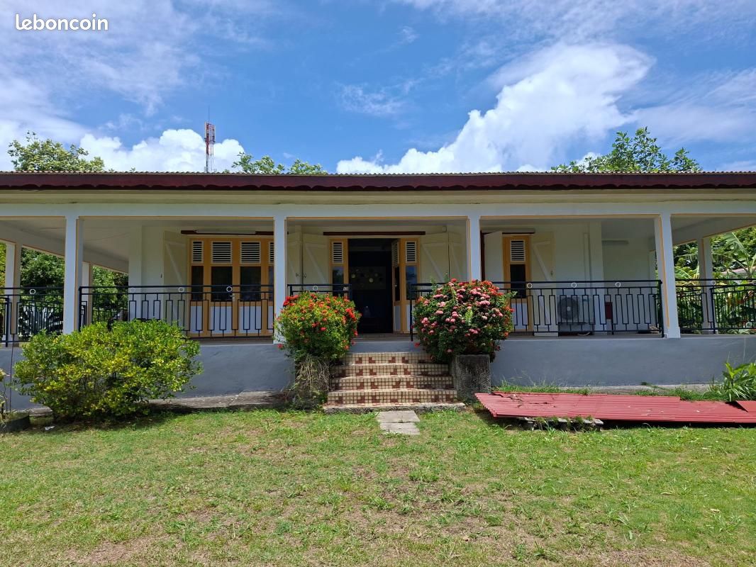 Maison 4 pièces 135 m² · à Capesterre-Belle-Eau · 135 m² · 1 290 €