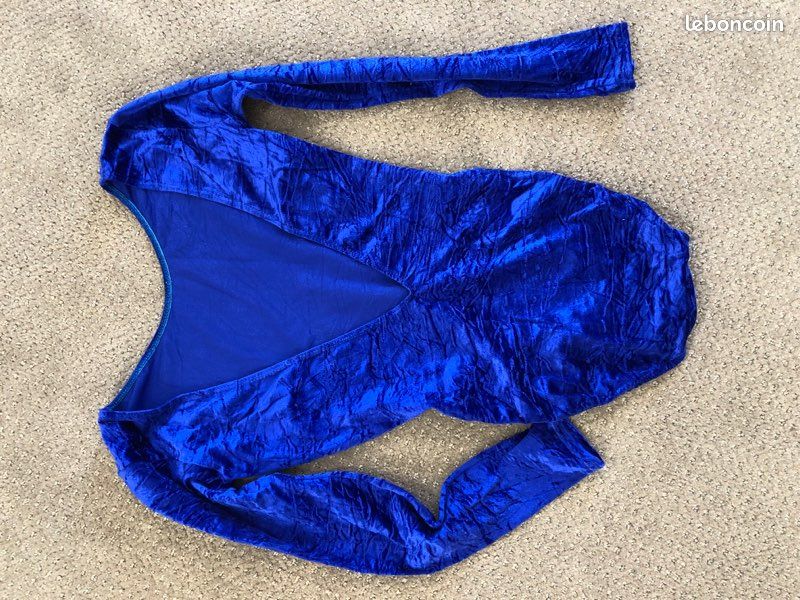 Justaucorps velours bleu taille 36 (image 2)
