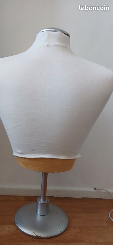 Buste mannequin femme réglable (image 3)