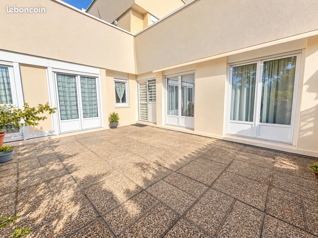 Appartement 3 pièces 70 m² · à Vierzon · 70 m² · 77 700 €