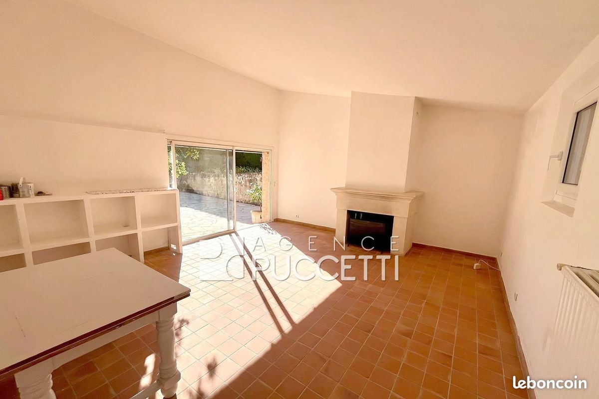 Appartement 3 pièces 66 m² · à Vence · 66 m² · 1 450 €/mois