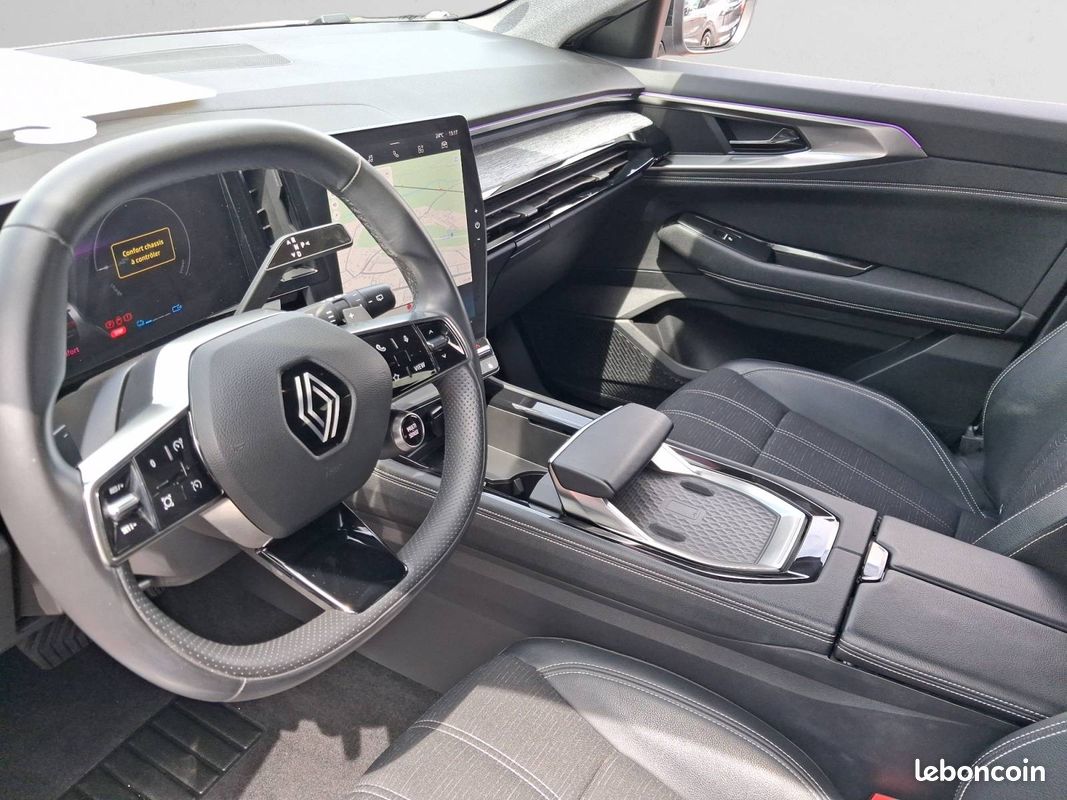 RENAULT Austral E-Tech hybrid 200 Techno (image 11)