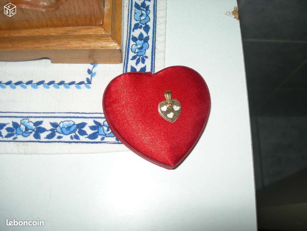 Coeur en or et nacre (image 1)