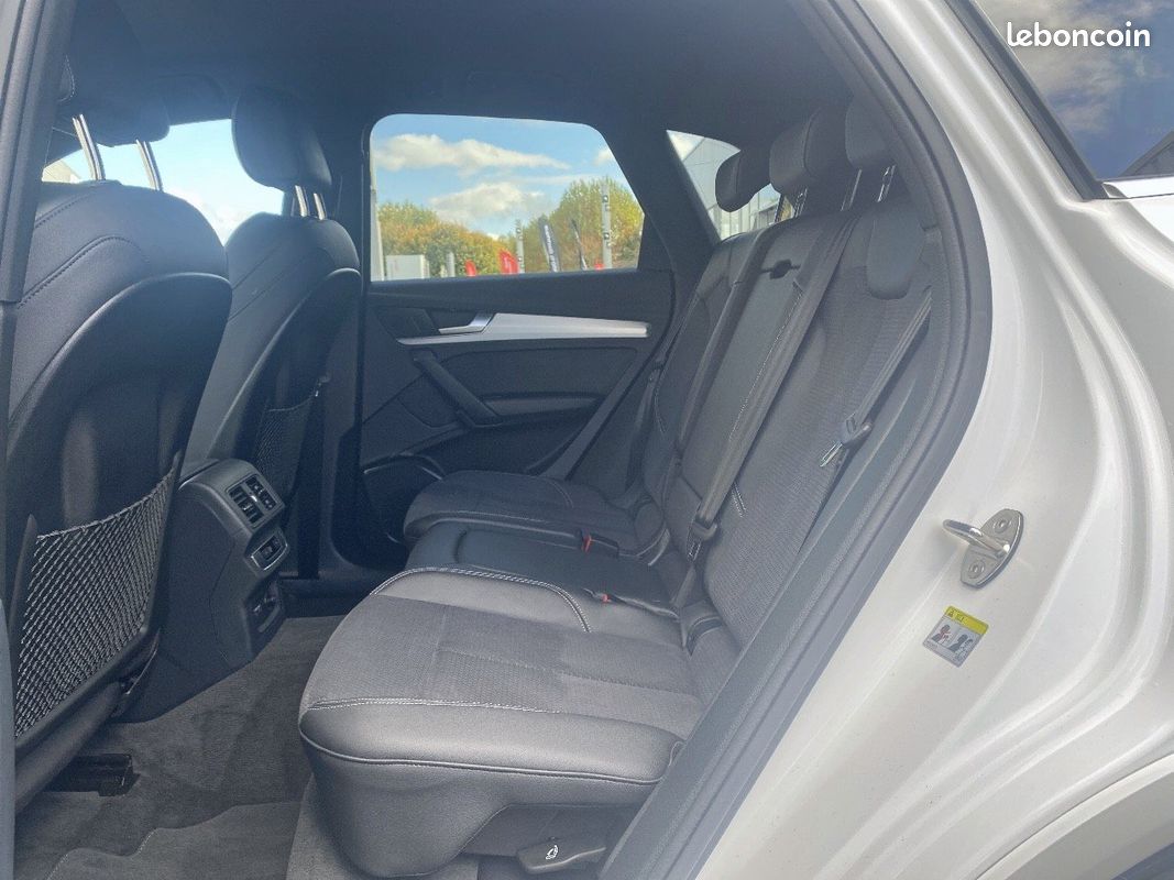 AUDI Q5 50 TFSIe 299 S tronic 7 Quattro S line (image 17)