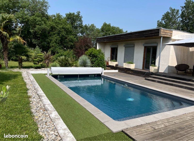 Maison 5 pièces 143 m² · à Saïx · 143 m² · 385 000 €