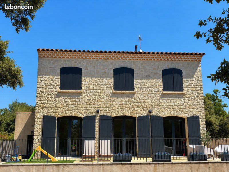 Maison 4 pièces 120 m² · à Carpentras · 120 m² · 550 000 €