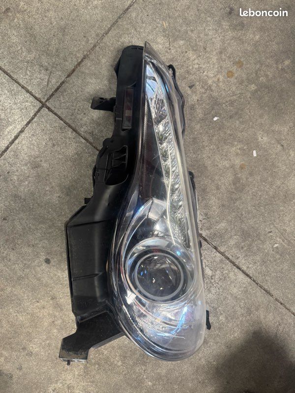 Feux gt86/brz oem (image 1)