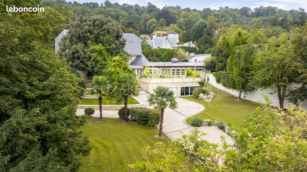 Maison 14 pièces 851 m² · à Bougival · 851 m² · 2 590 000 €