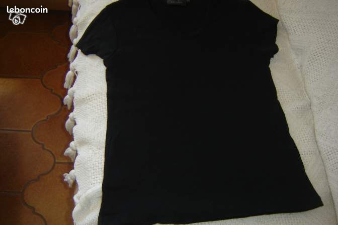 T-shirt noir manches courtes T. 38/40 (image 1)
