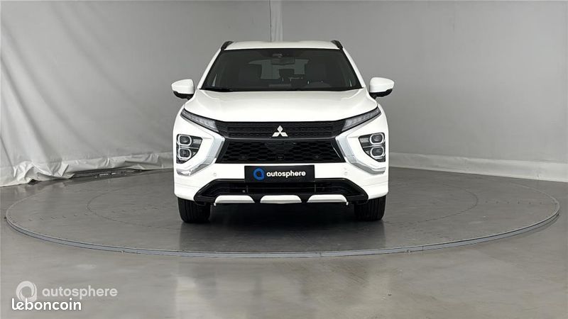 Mitsubishi Eclipse Cross 2.4 MIVEC PHEV 188ch Intense 4WD (image 2)