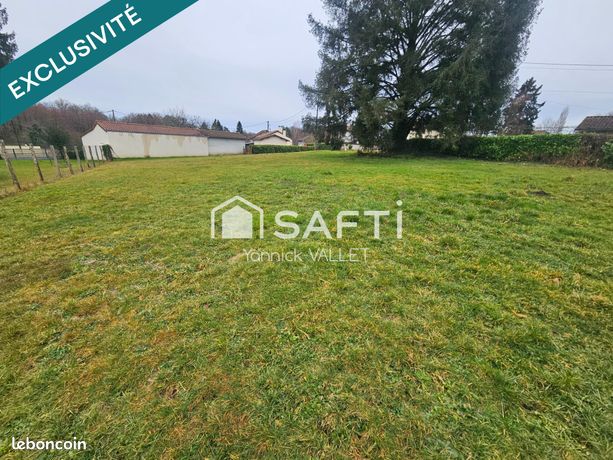 Terrain 1000 m² Piégut-Pluviers