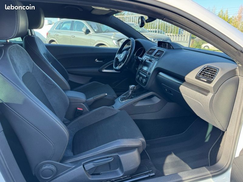 Volkswagen SCIROCCO 2.0 TDI 150CH BLUEMOTION TECHNOLOGY FAP SPORTLINE DSG6 (image 12)