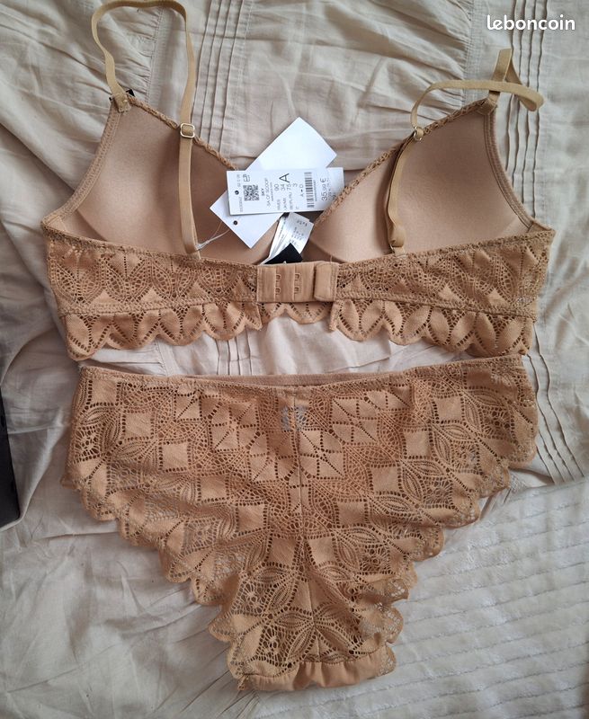 Ensemble Diab’less Soutien-Gorge 90C + Culotte Taille 36 – Couleur Jaune, Neuf Sans Étiquettes