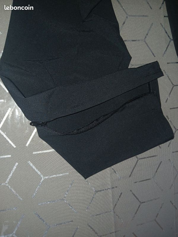 Pantalon de sport Adidas noir – jamais utilisé – style sport, pantalon de l'Algérie (image 5)