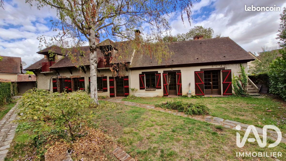 Maison 7 pièces 163 m² · à Maintenon · 163 m² · 349 000 €