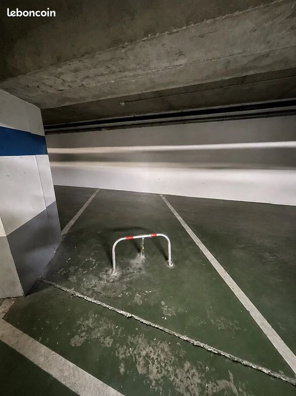 Parking/box Cannes · 25 000 €