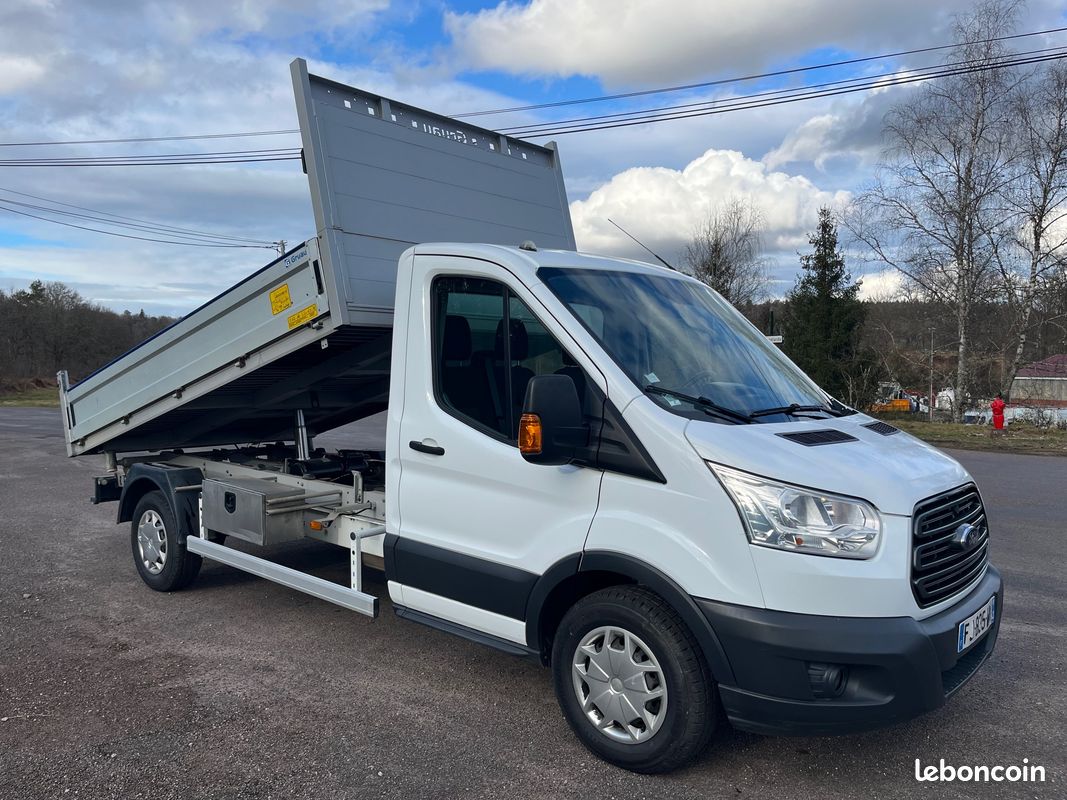 Voiture Ford Van 4x4 A Vendre Fourgon ETRUSCO CV 600 DF 4X4 Neuf - Main Image