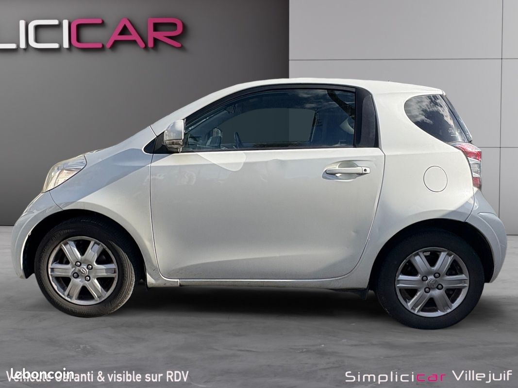 TOYOTA iQ iQ² 68 VVT-i MultiDrive, Boite Auto, Garantie 12 mois (image 7)
