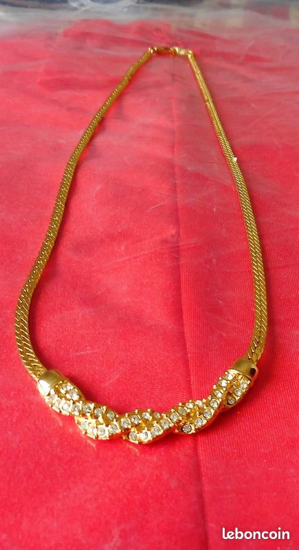 Pour la fête des mamans jolis colliers et sautoirs vintage (image 3)