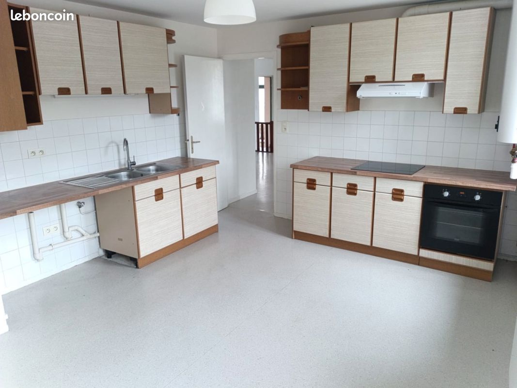 Appartement 4 pièces 100 m² · à Boissezon · 100 m² · 600 €/mois