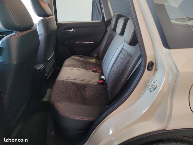 Suzuki Vitara 1.4 Boosterjet Hybrid 110ch Xplore (image 12)