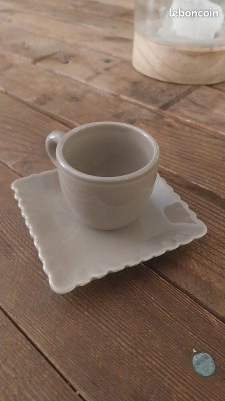 6 Tasses et 6 sous tasses Café Taupe Cyrillus Paris (image 1)