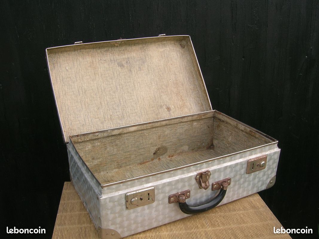 Valise Ancienne Française En Aluminium - Vintage 1960s - Argent