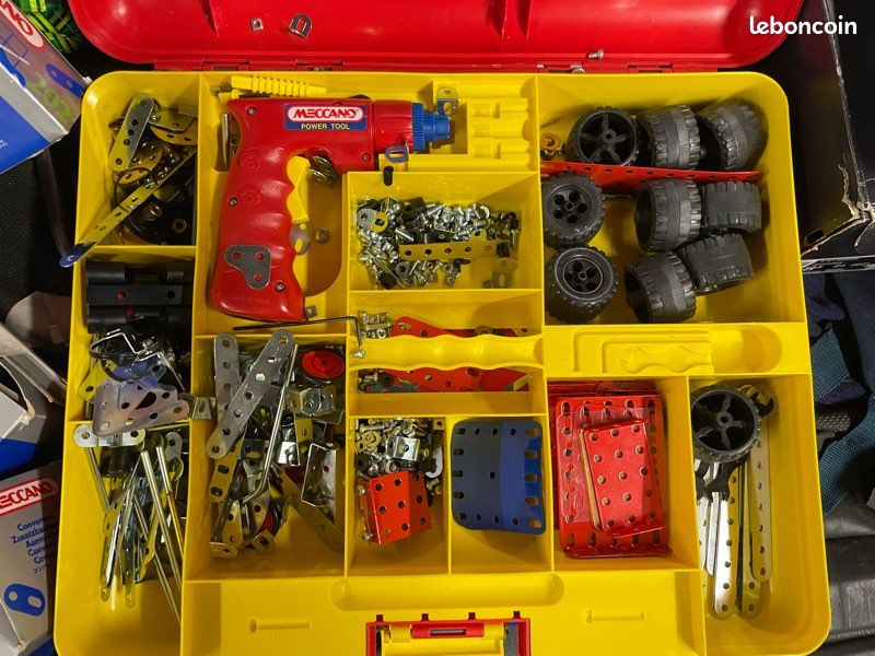 Valise meccano rouge et jaune avec pièces (image 2)