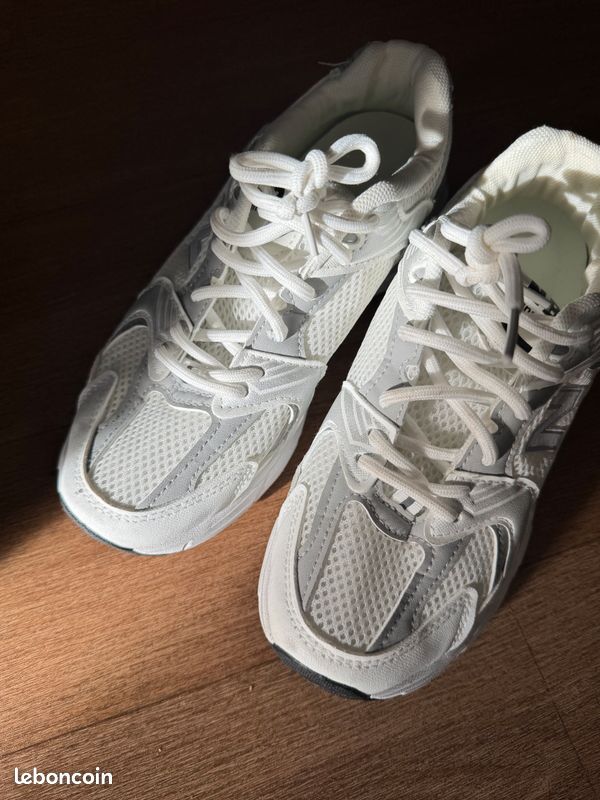 New balance (image 4)