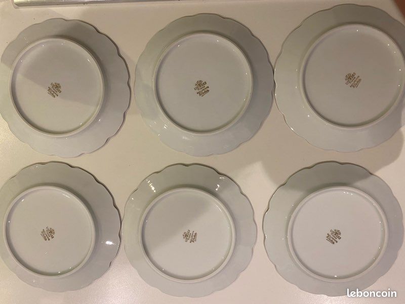 Service de table complet en porcelaine de Limoges L.E.C. R. Leclair – Modèle torsadé – 68 pièces – Blanc et filets argentés (image 16)