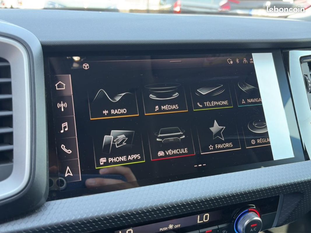 AUDI A1 SPORTBACK 30 tfsi 116 s line s tronic 7 (image 23)