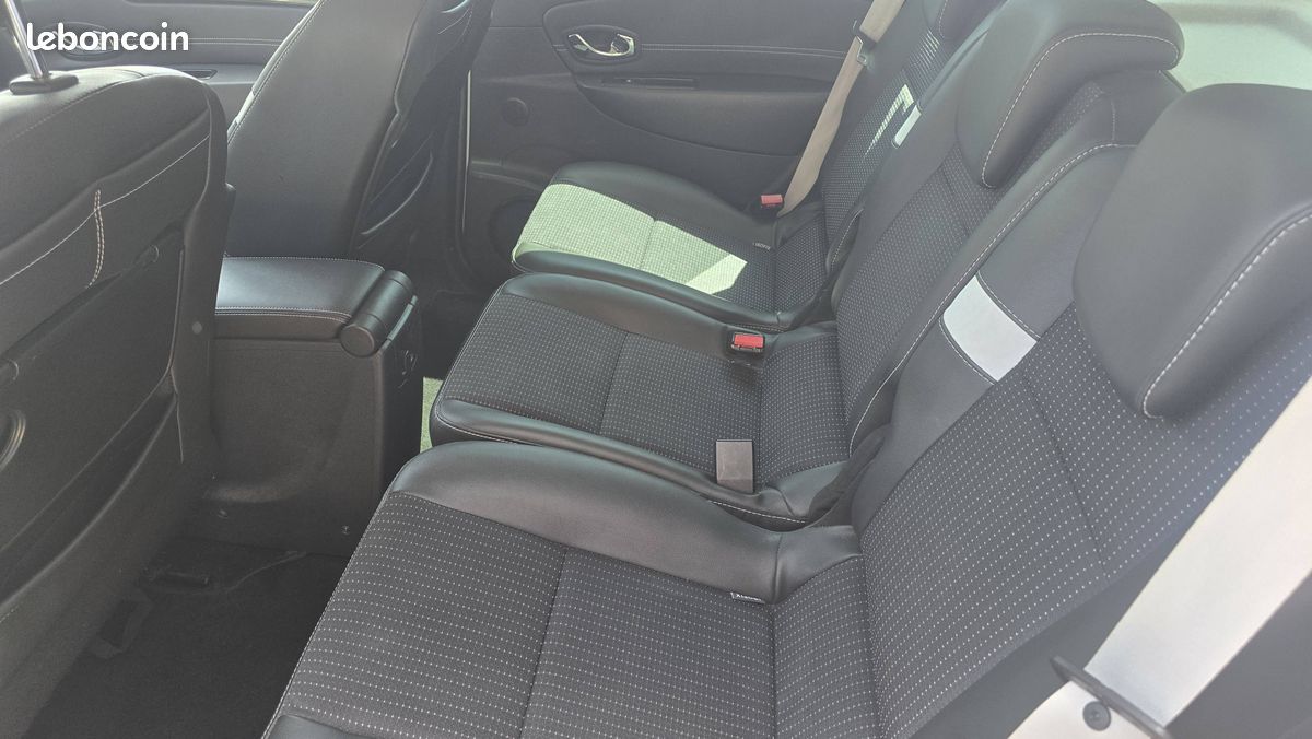 Gl-j auto : renault scenic boite auto bose 1.5 dci (image 9)