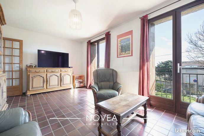Maison 5 pièces 109 m² — 9