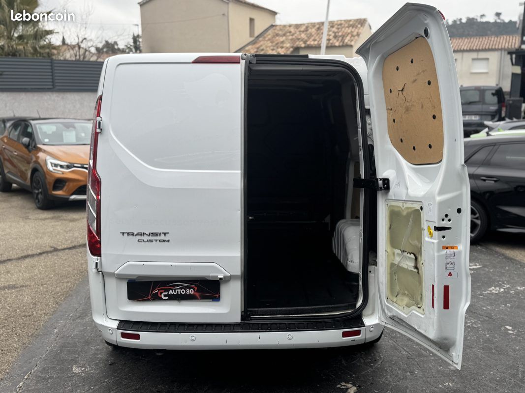 Ford t.custom 320 l1h1 1.0 ecoboost 120ch phev titanium 2020 (image 7)