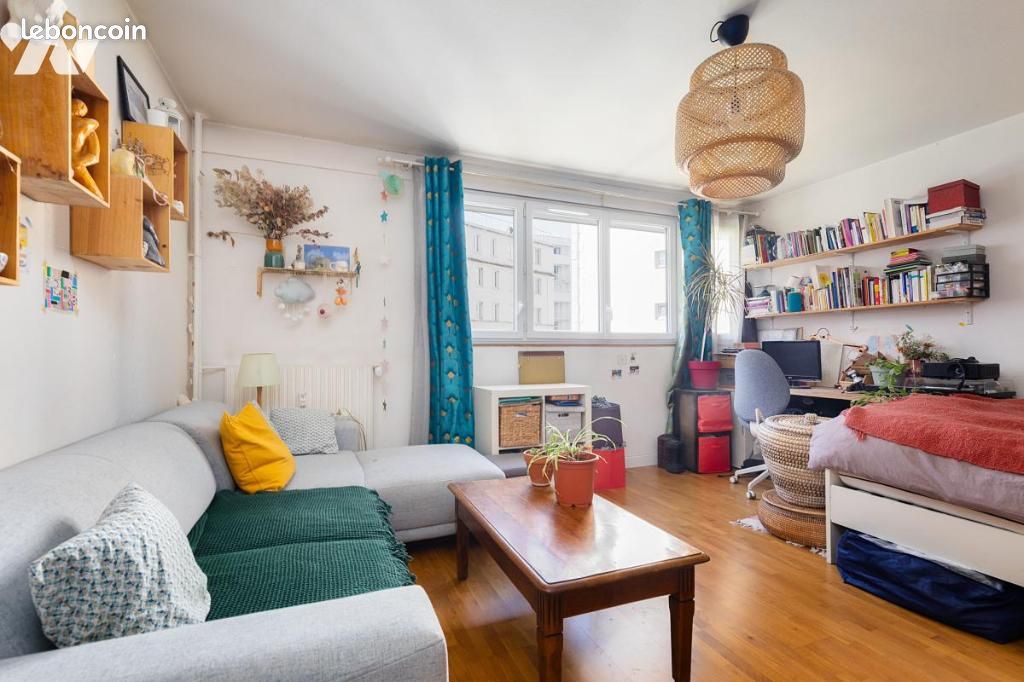 Appartement 1 pièce 34 m² · à Paris · 34 m² · 230 000 €