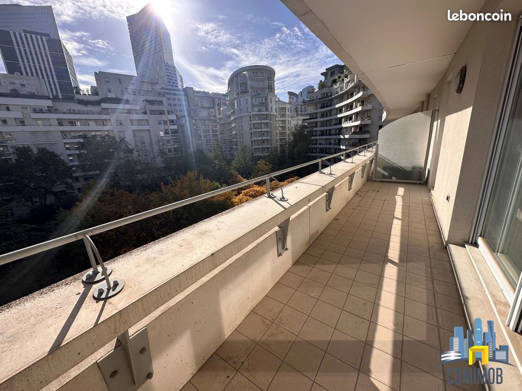 Appartement 4 pièces 88 m² · à Courbevoie · 88 m² · 2 394 €/mois