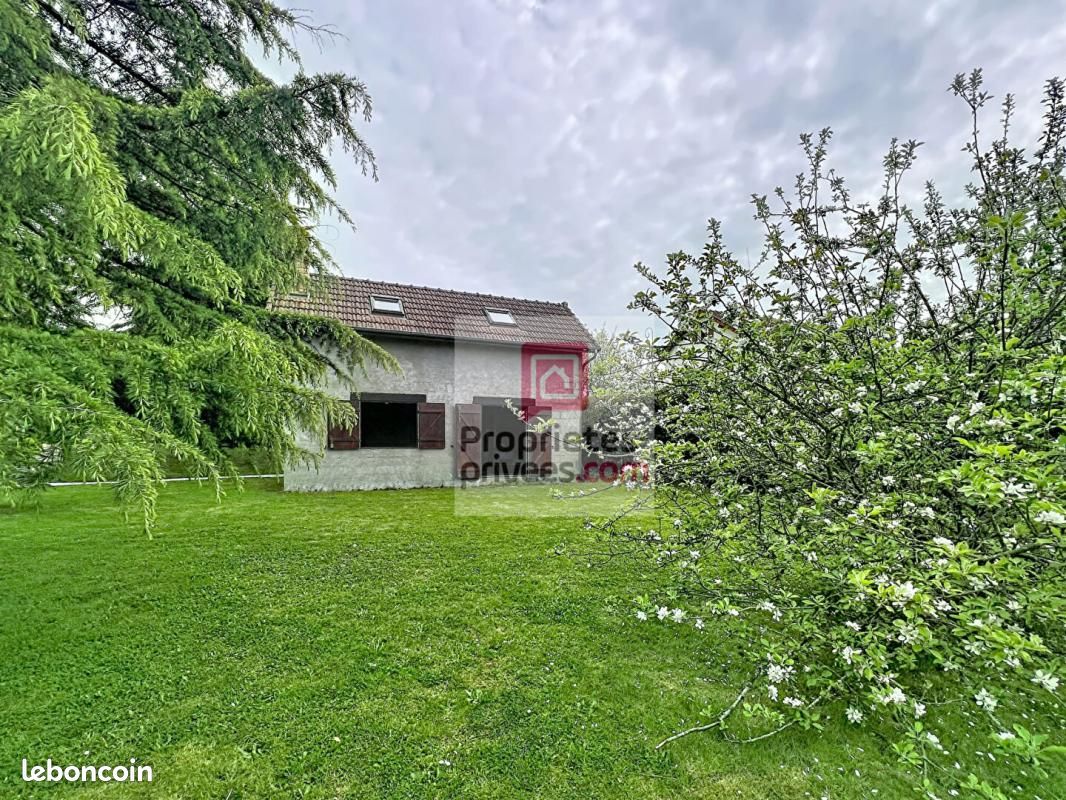 Maison 4 pièces 101 m² · à Le Perray-en-Yvelines · 101 m² · 250 000 €