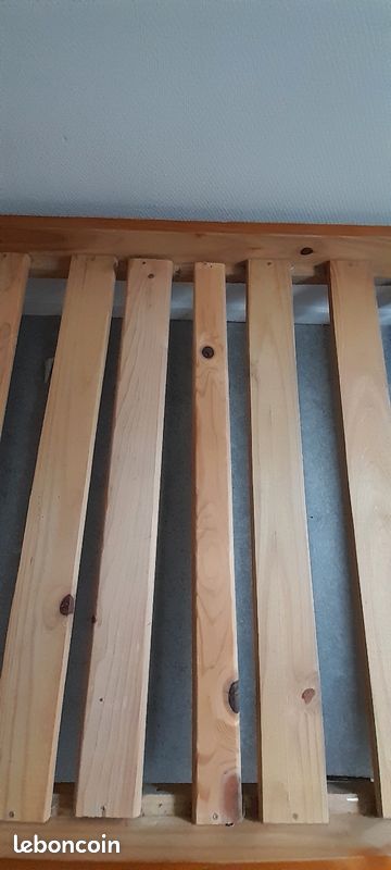 Lit en bois (image 5)