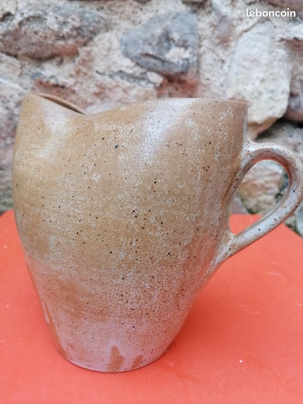 Cruche en grès (image 2)