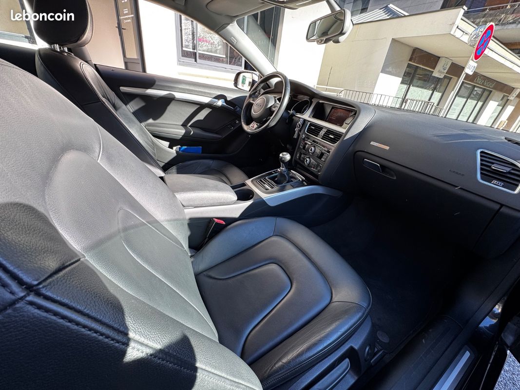 AUDI A5 A5 1.8 TFSI 177 Ambiente / première main / entretien complet Audi (image 19)