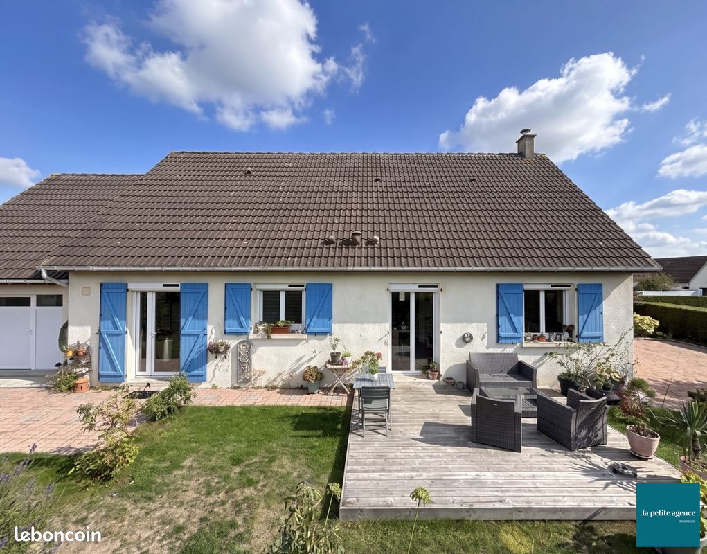 Maison 5 pièces 141 m² · à Cherbourg-en-Cotentin · 141 m² · 323 950 €