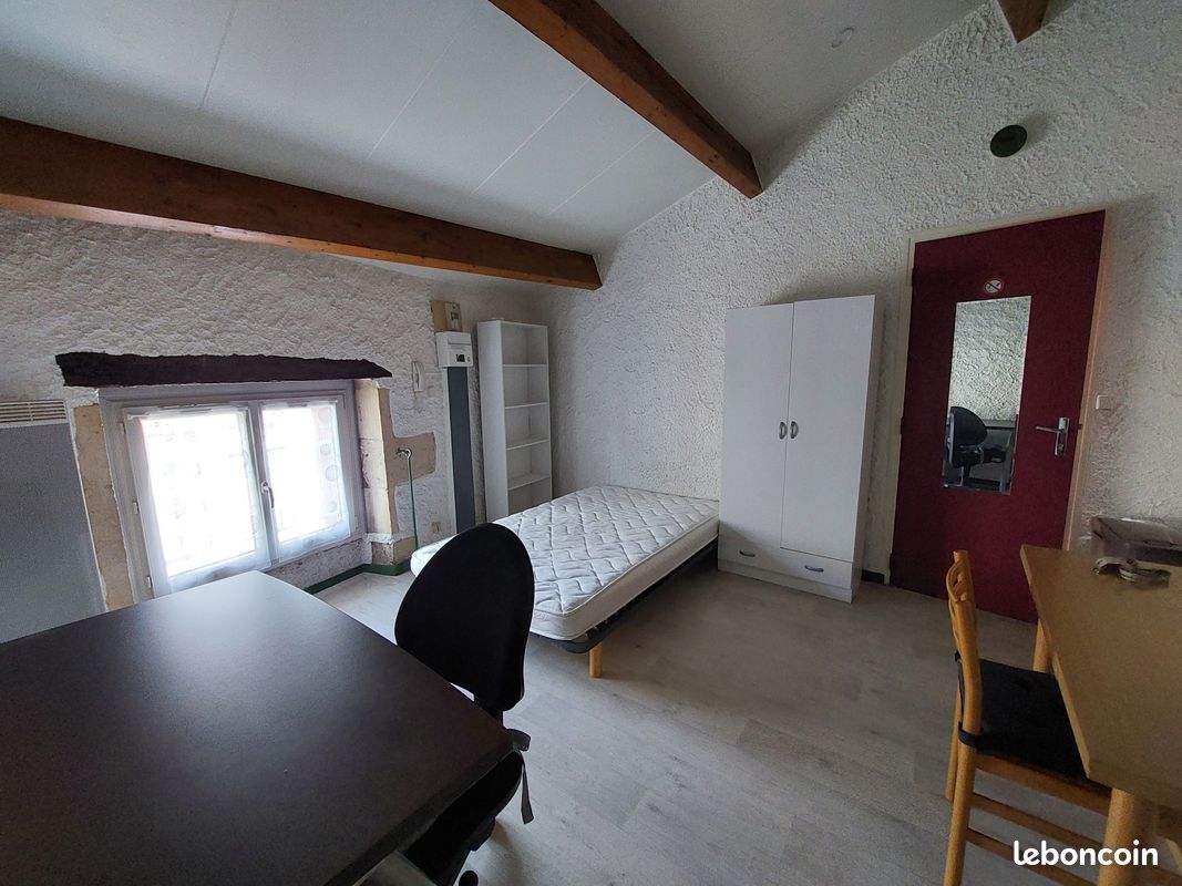 Studio meublé - Poitiers 86000 (image principale 1)