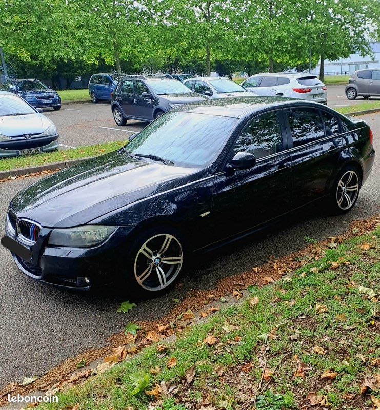 Bmw 320 2010 (image 1)